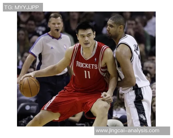 姚明在职业生涯中遇到的最具挑战性的进球时刻回顾与分析