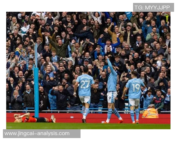 欧冠激战曼联与巴萨鏖战至平局点球大战精彩瞬间回顾与战术分析