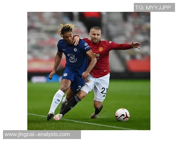 友谊赛精彩回顾AC米兰轻取切尔西展现战术优势与团队默契 友谊赛精彩回顾AC米兰轻取切尔西展现战术优势与团队默契