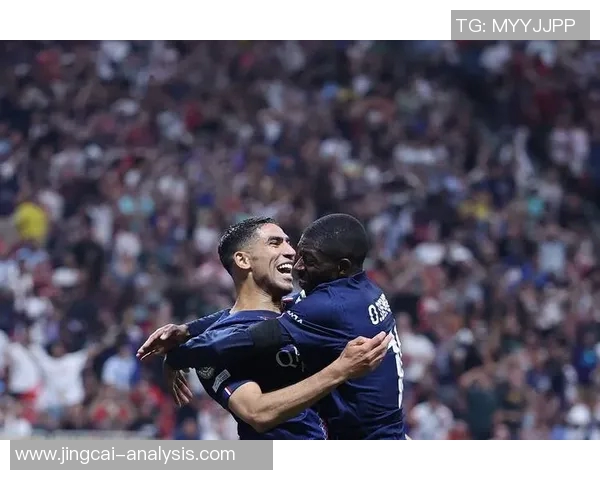 德甲激战：巴黎圣日耳曼逆转AC米兰全场沸腾的精彩瞬间解析
