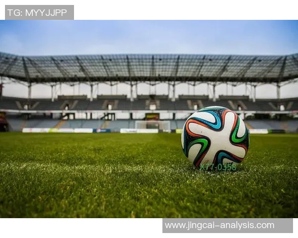 欧联杯巴黎圣日耳曼与曼联战平转会传闻引发球迷热议