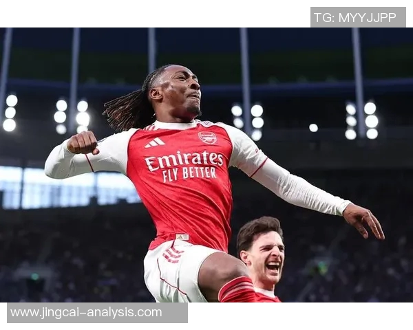 英超激情四射阿森纳大胜本菲卡引发转会热议